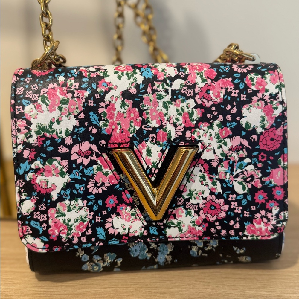 Louis Vuitton limited edition floral twist bag - Picture 14 of 16